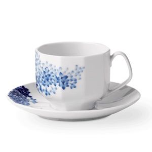 ROYAL COPENHAGEN BLOMST TEACUP AND SAUCER LILAC 7.5 OZ